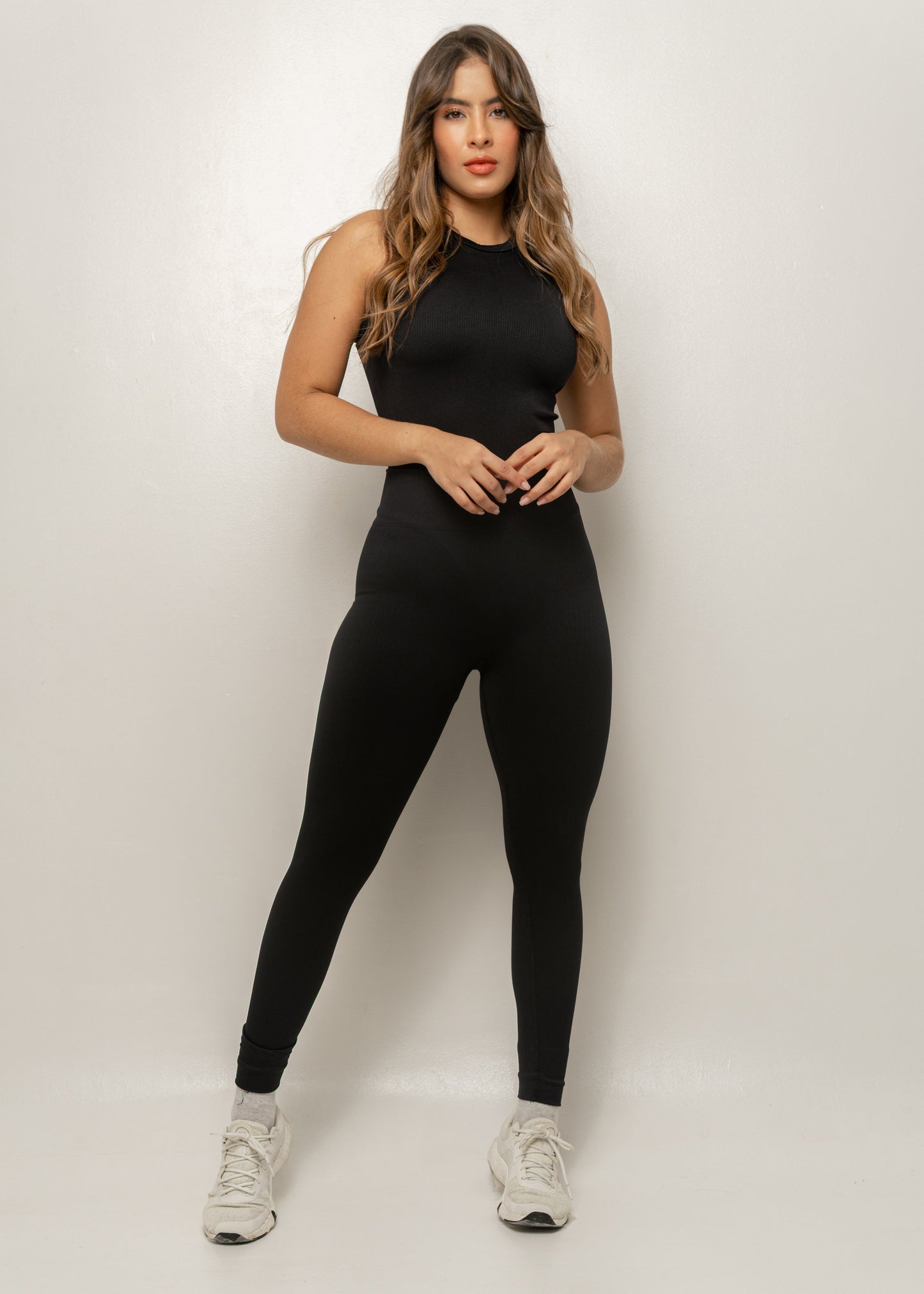 CONJUNTO BRIANA BODY + LEGGINS SEAMLESS - NEGRO