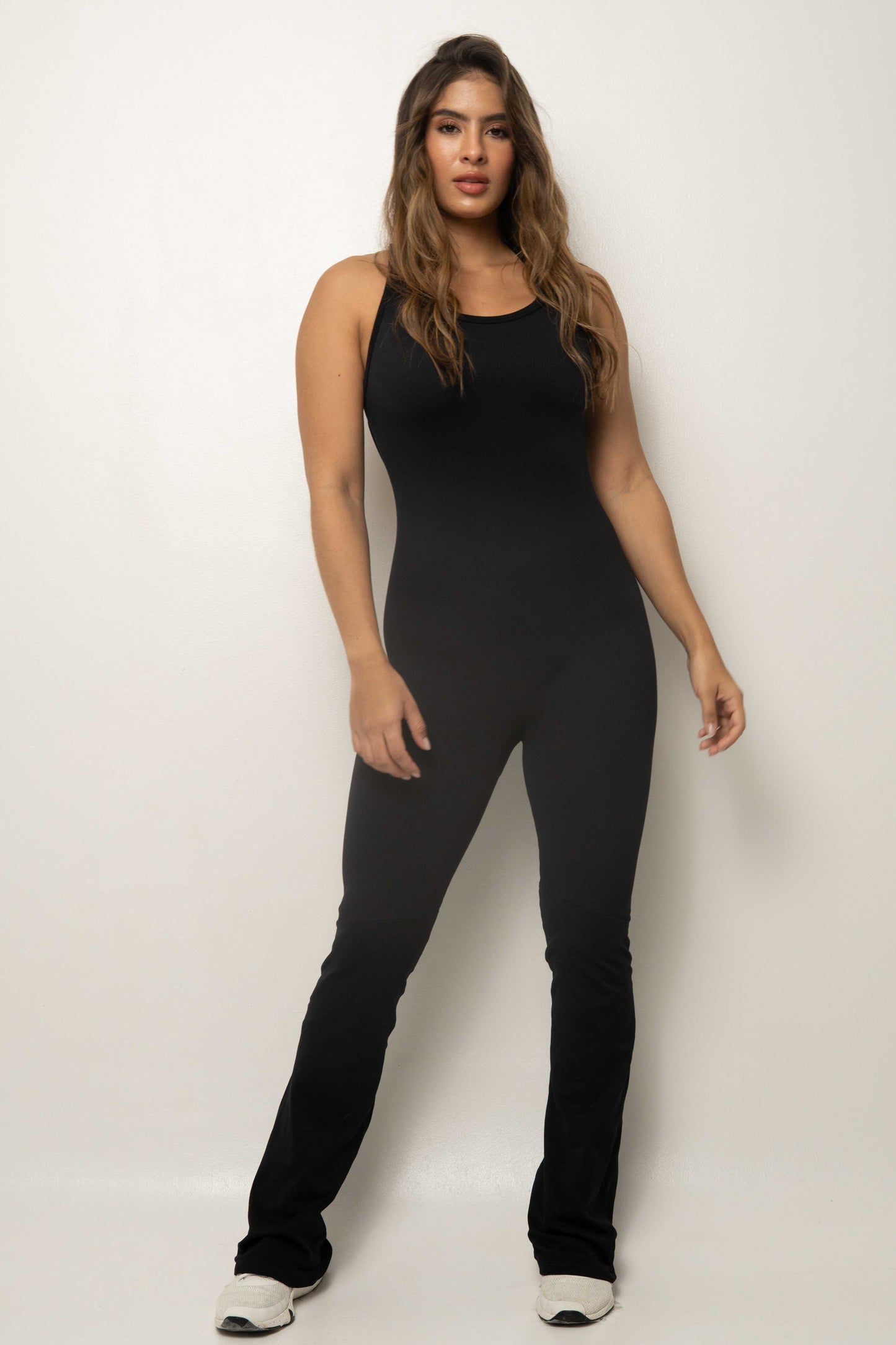 ENTERIZO LARGO BOTA ANCHA SEAMLESS - NEGRO CRUZADO