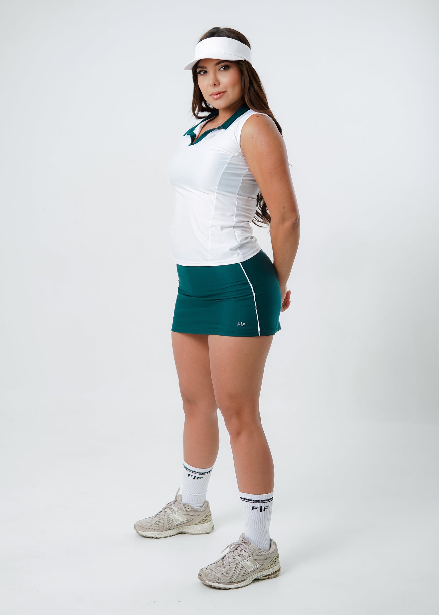 SET BASELINE VERDE (Blusa + Falda short)