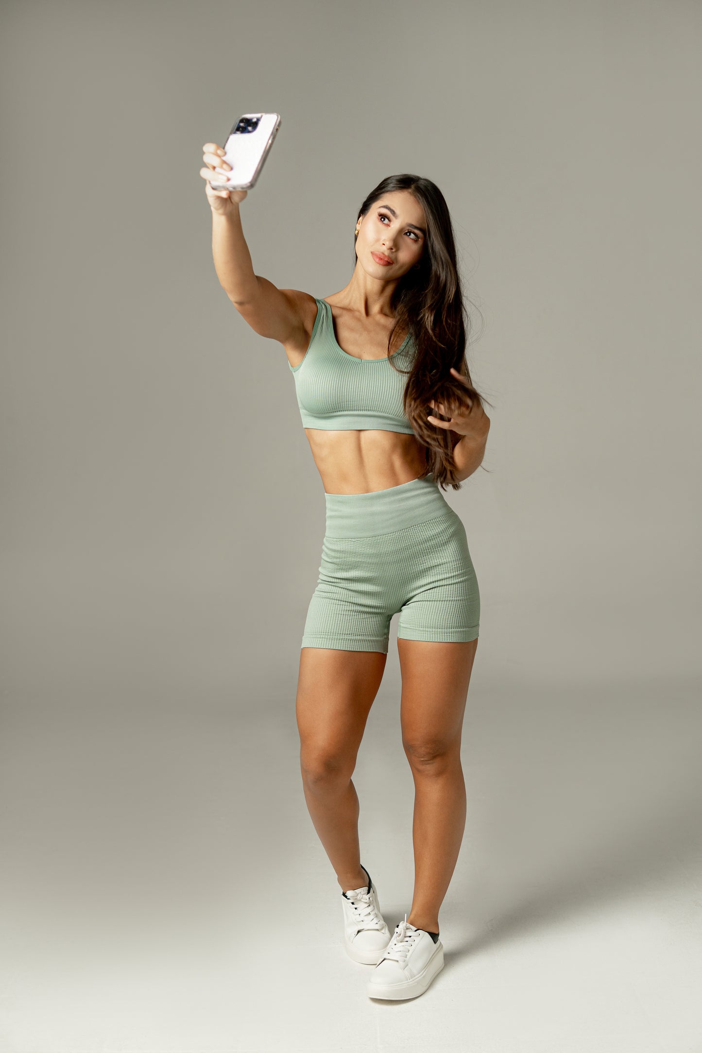 SHORT SEAMLESS - VERDE OLIVA