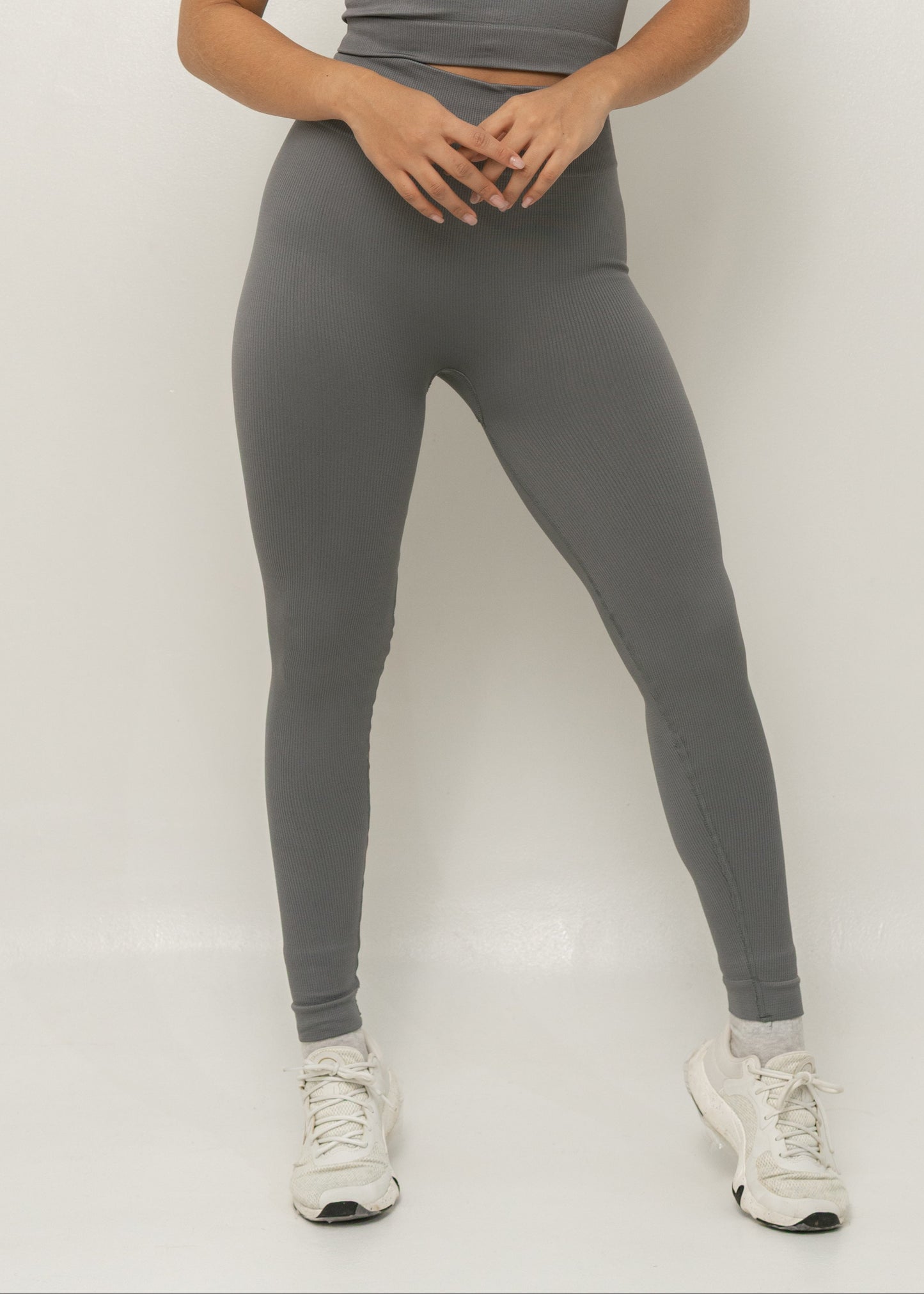 LEGGINS SEAMLESS BASIC  GRIS OSCURO